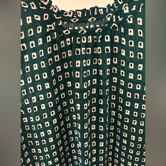 Ann Taylor Factory Top - Picture 3 of 4